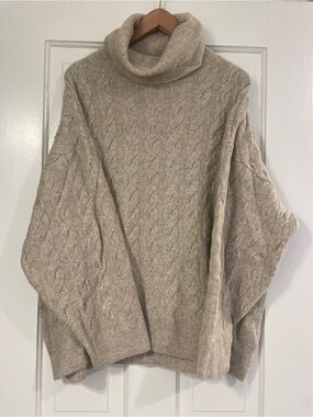 H&M Cream Cable-Knit Turtleneck Sweater